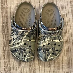 CROCS Kids Camouflage Water Shoes